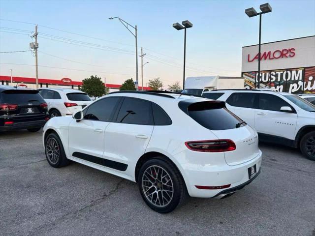 2015 Porsche Macan Turbo