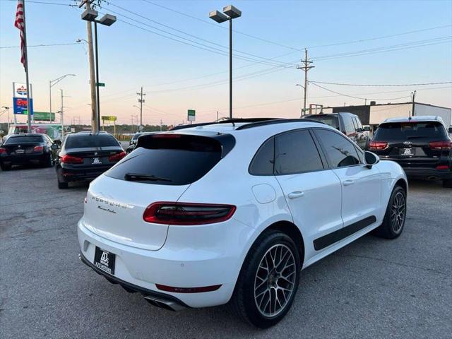 2015 Porsche Macan Turbo