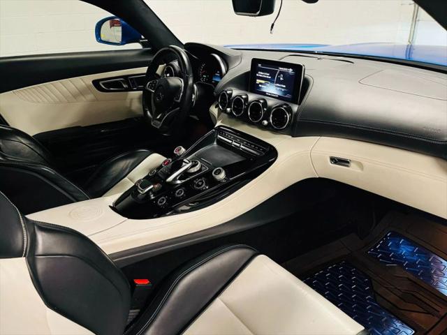 2017 Mercedes-Benz AMG GT S