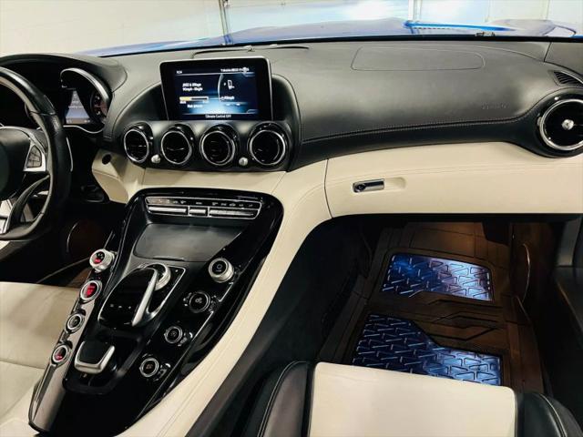 2017 Mercedes-Benz AMG GT S