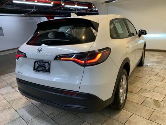 2023 Honda HR-V AWD LX