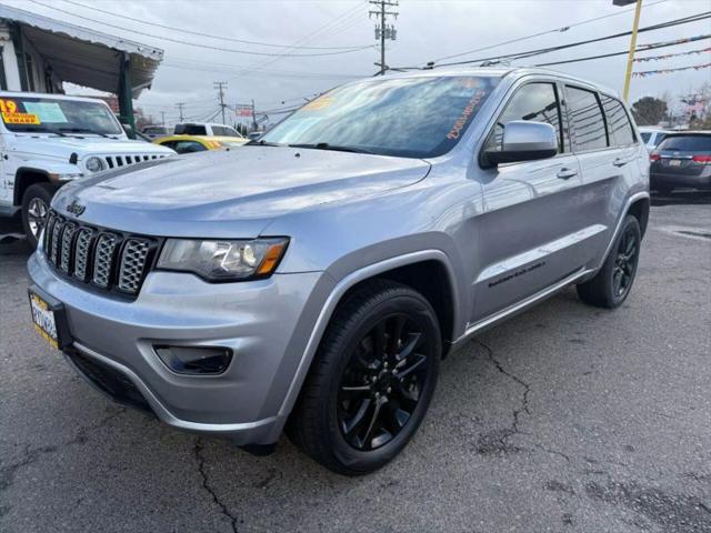 2021 Jeep Grand Cherokee Laredo X 4x4