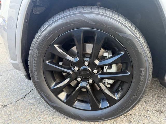 2021 Jeep Grand Cherokee Laredo X 4x4