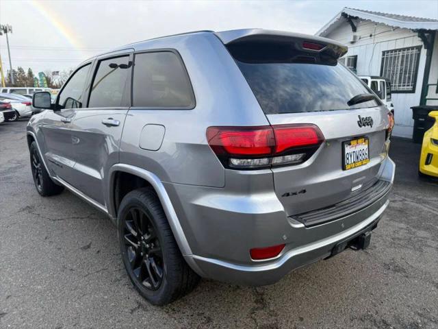 2021 Jeep Grand Cherokee Laredo X 4x4