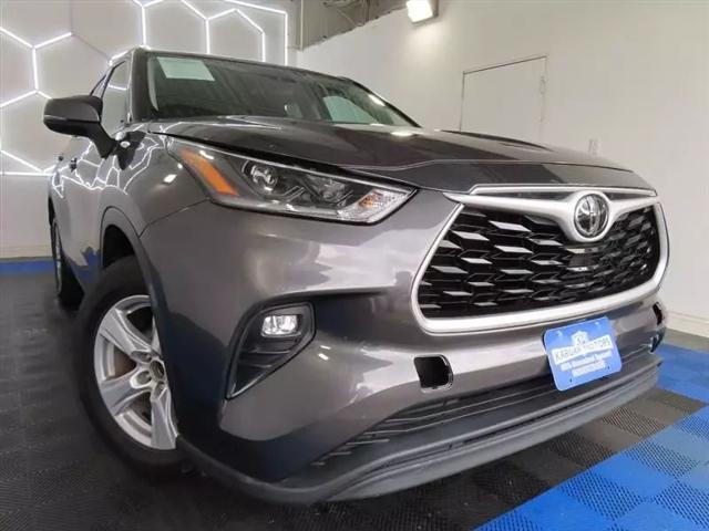 2021 Toyota Highlander LE