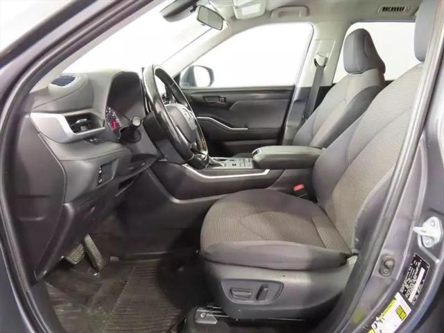2021 Toyota Highlander LE
