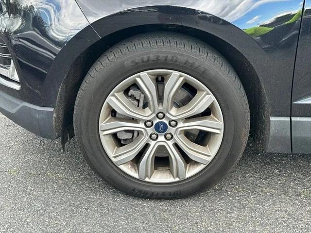 2021 Ford Edge Titanium
