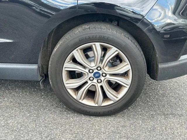 2021 Ford Edge Titanium