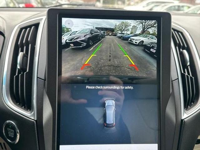 2021 Ford Edge Titanium