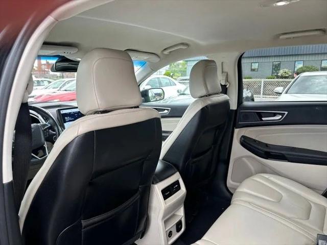 2021 Ford Edge Titanium