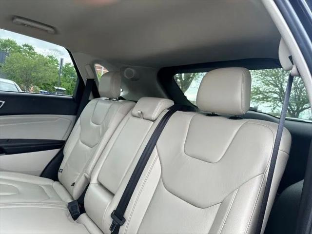 2021 Ford Edge Titanium