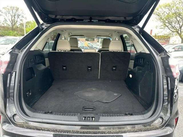 2021 Ford Edge Titanium