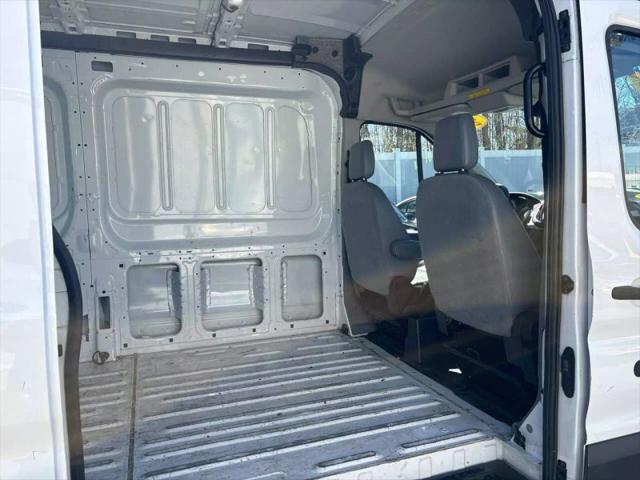 2018 Ford Transit Medium Roof w/Sliding Side Door w/LWB