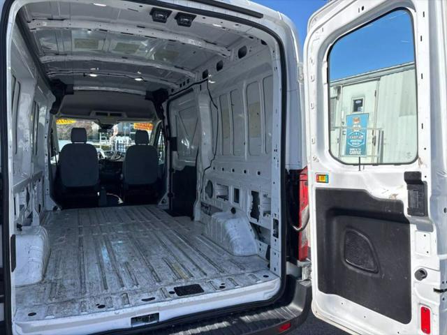 2018 Ford Transit Medium Roof w/Sliding Side Door w/LWB
