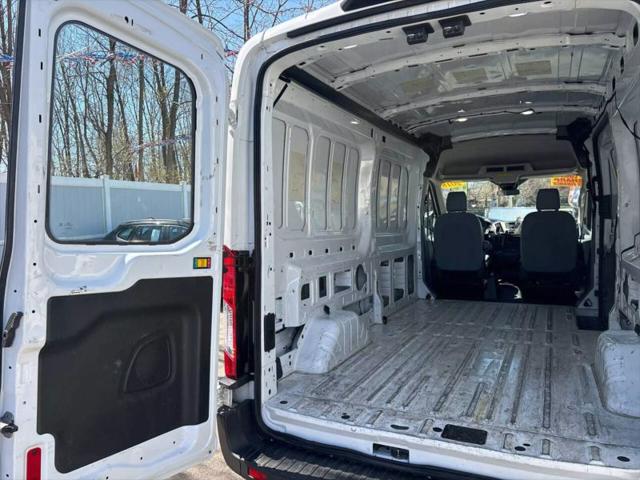 2018 Ford Transit Medium Roof w/Sliding Side Door w/LWB