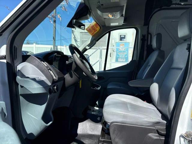 2018 Ford Transit Medium Roof w/Sliding Side Door w/LWB
