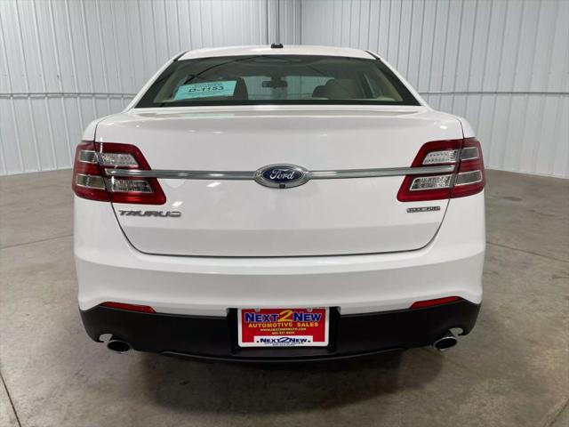 2017 Ford Taurus SE