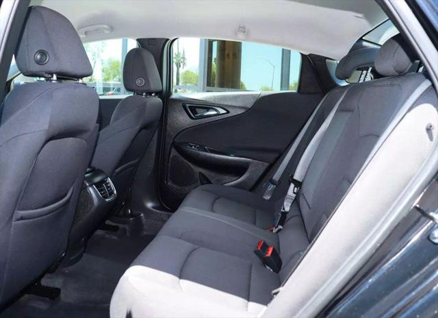 2022 Chevrolet Malibu FWD LT