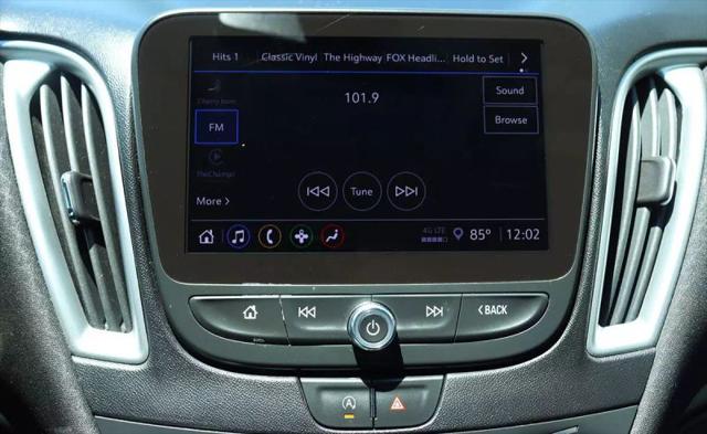 2022 Chevrolet Malibu FWD LT