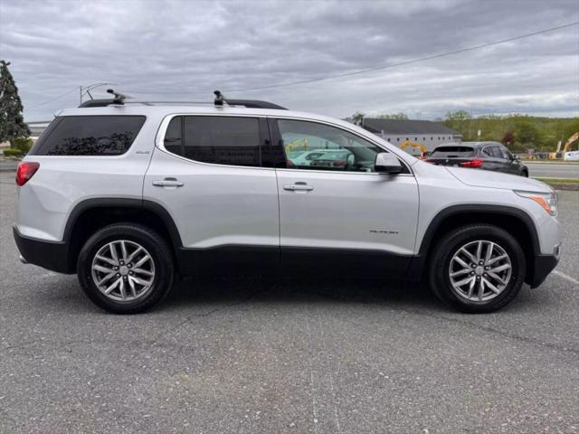 2017 GMC Acadia SLE-2