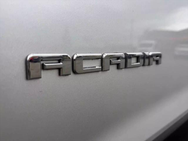 2017 GMC Acadia SLE-2