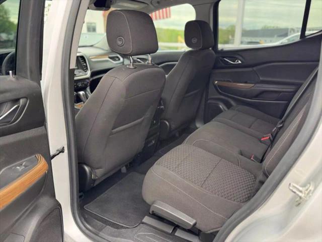 2017 GMC Acadia SLE-2