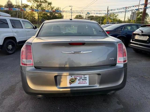 2012 Chrysler 300 S V6