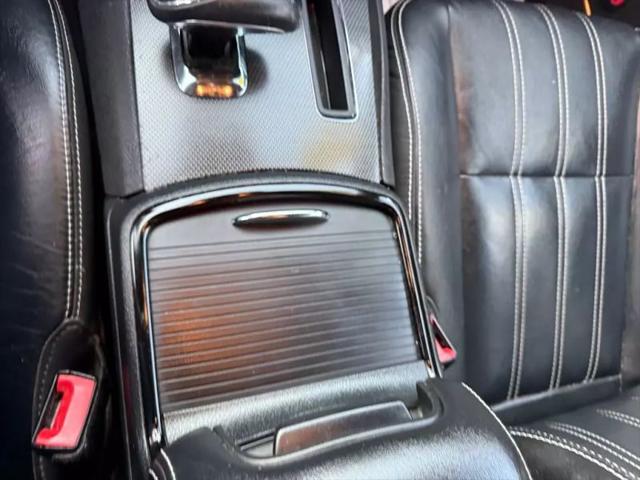2012 Chrysler 300 S V6