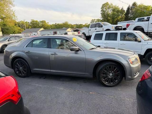 2012 Chrysler 300 S V6