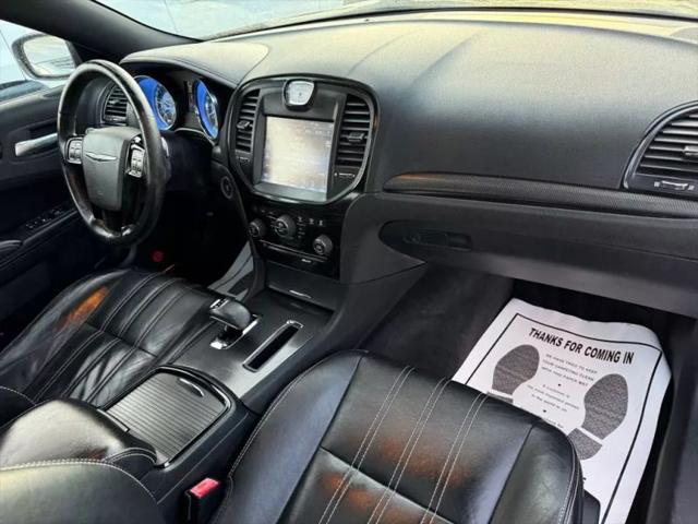 2012 Chrysler 300 S V6