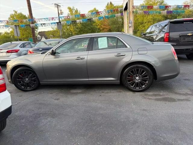 2012 Chrysler 300 S V6