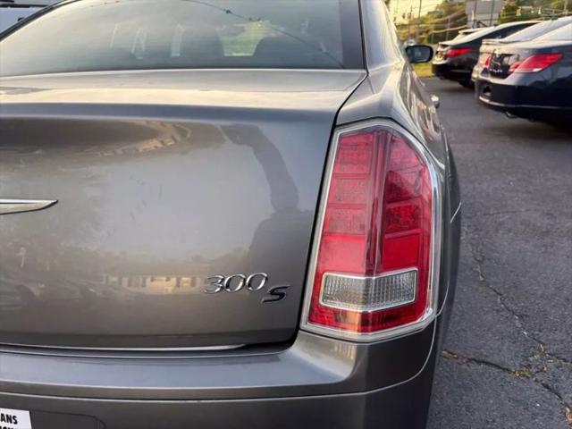 2012 Chrysler 300 S V6