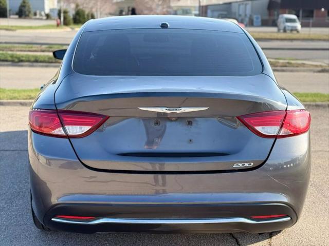 2015 Chrysler 200 Limited