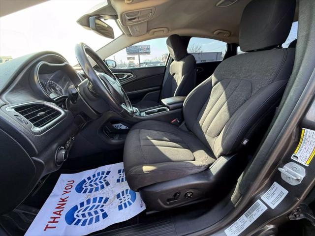 2015 Chrysler 200 Limited