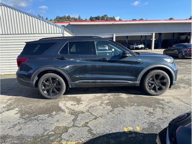 2023 Ford Explorer ST-Line