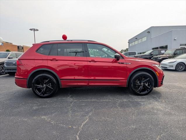 2024 Volkswagen Tiguan 2.0T SE R-Line Black