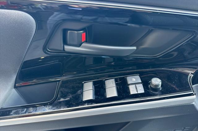 2025 Subaru Solterra Premium