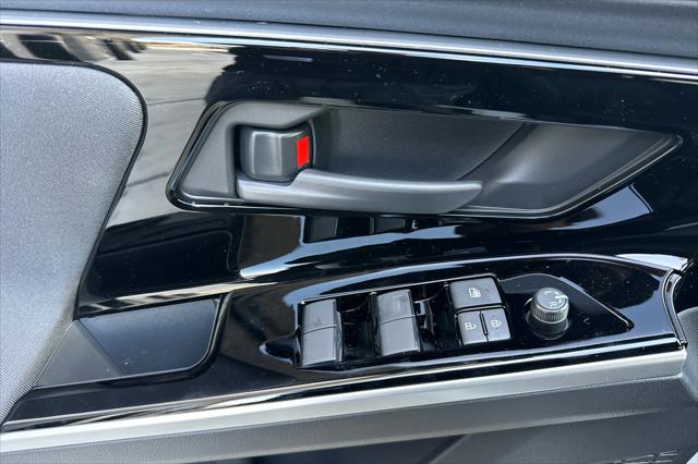 2025 Subaru Solterra Premium