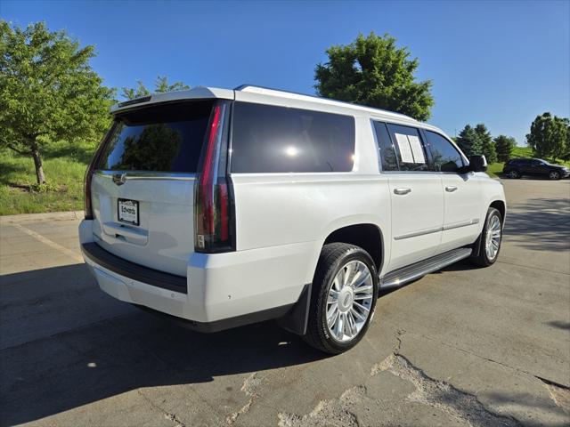 2018 Cadillac Escalade ESV Luxury