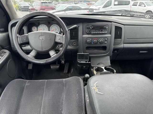 2004 Dodge Ram 1500 SLT/Laramie