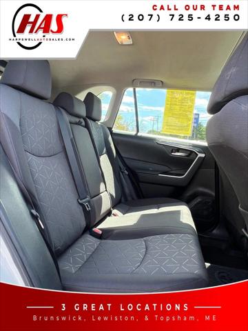 2020 Toyota RAV4 Hybrid XLE