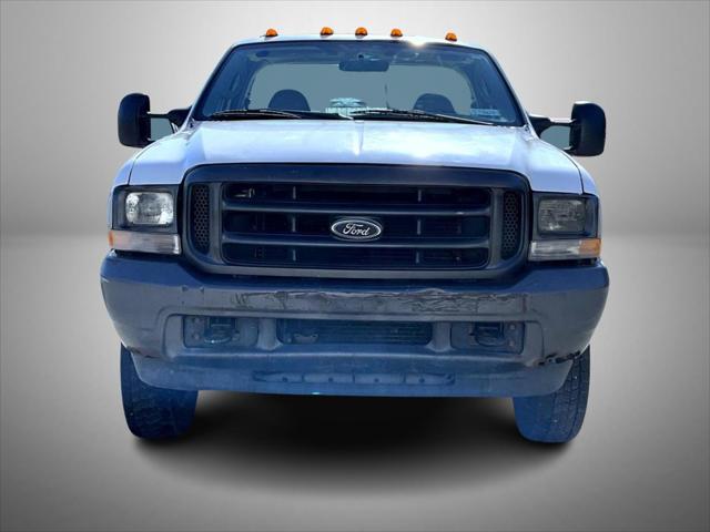 2004 Ford F-550 XL