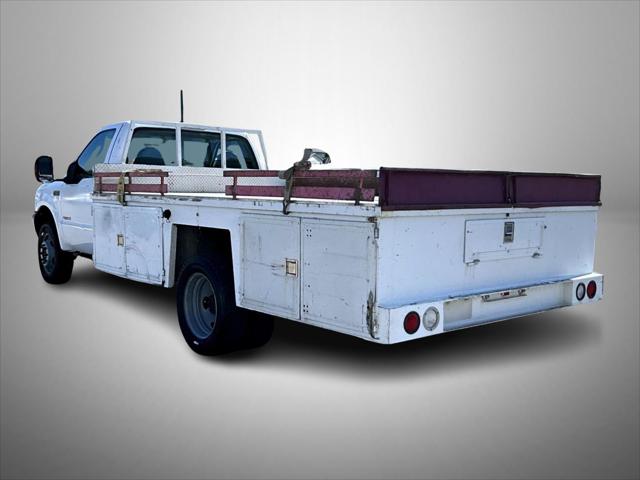2004 Ford F-550 XL