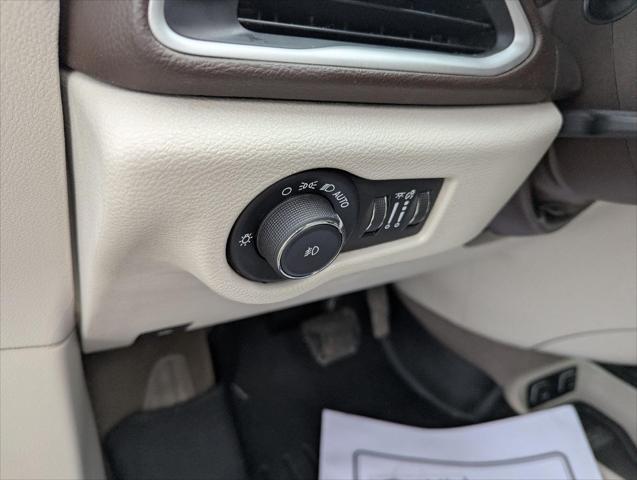 Used 2019 Chrysler Pacifica For Sale in Jackson, MI