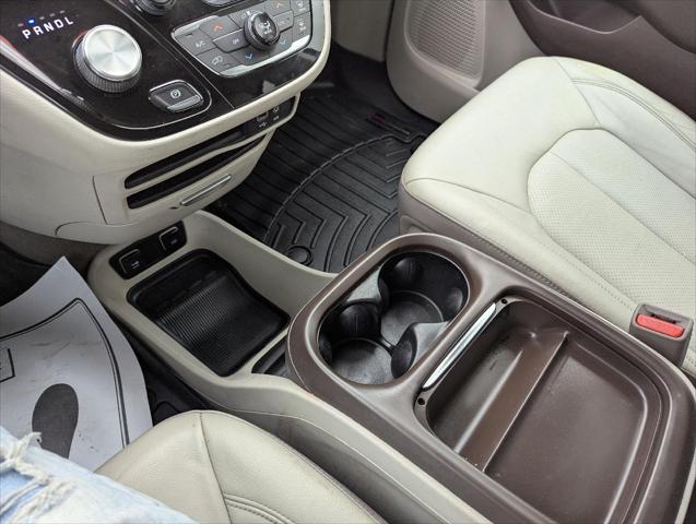 Used 2019 Chrysler Pacifica For Sale in Jackson, MI