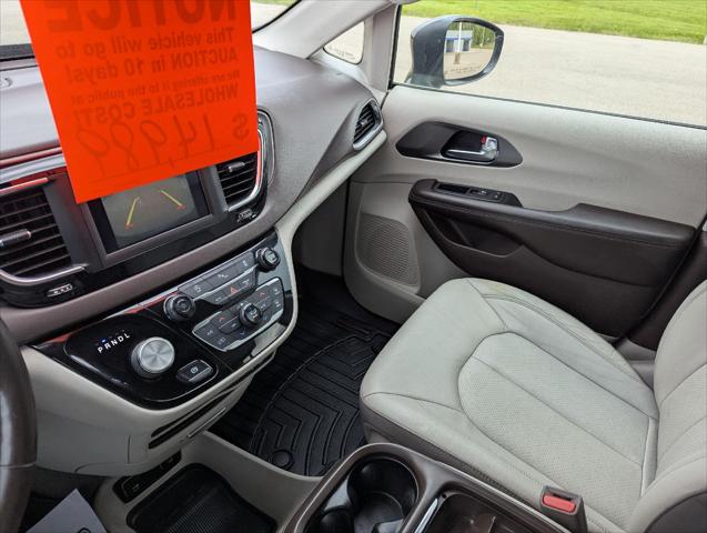 Used 2019 Chrysler Pacifica For Sale in Jackson, MI