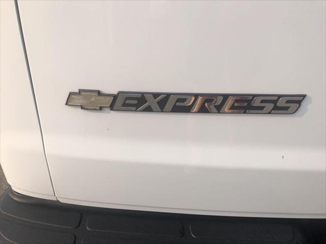 Used 2022 Chevrolet Express Passenger For Sale in Jackson, MI
