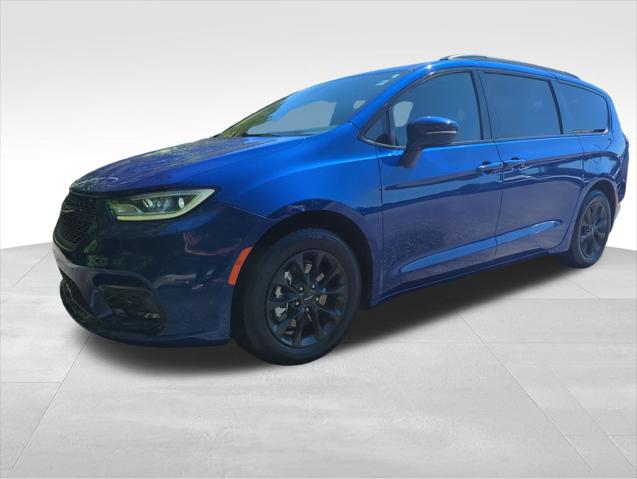 Used 2021 Chrysler Pacifica For Sale in Muscle Shoals, AL