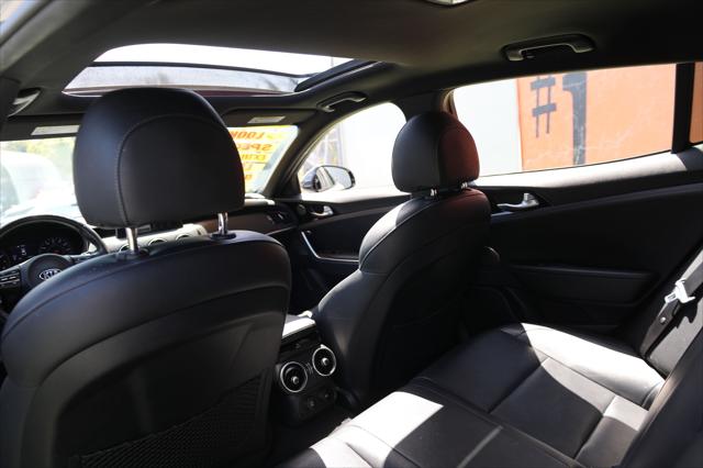 2021 Kia Stinger GT-Line