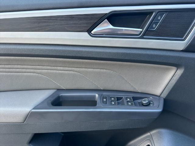 2021 Volkswagen Atlas 3.6L V6 SE w/Technology